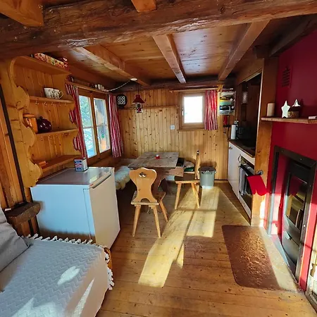 シャレー Mazot De L' Arche De Noe ヴェルビエール